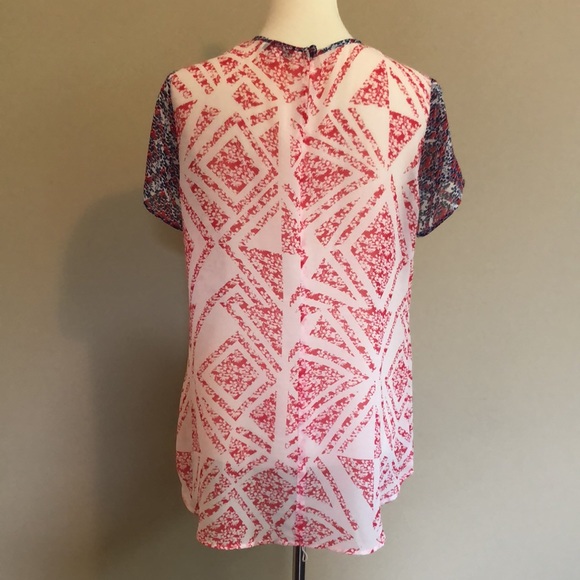 CAbi Cloquette Blouse - Picture 3 of 12